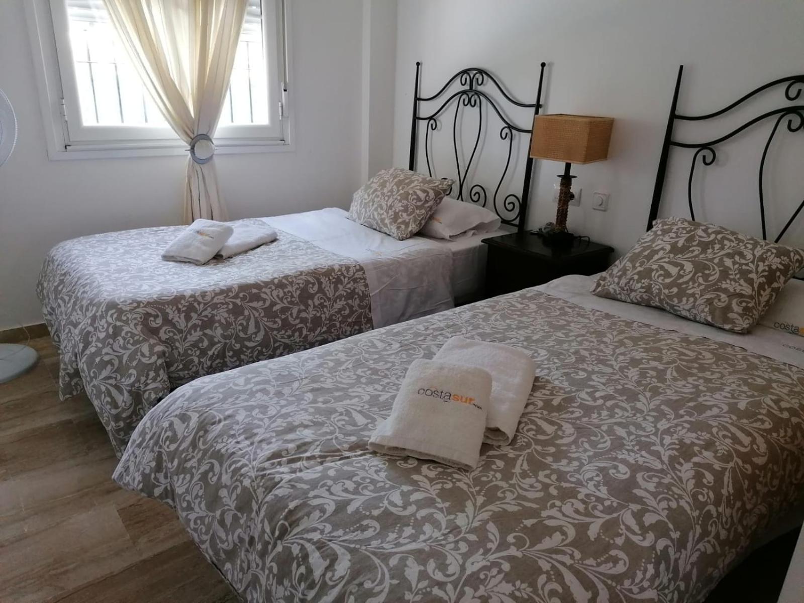 Apartamento Castillo de Mar, con piscina y parking Chiclana de la Frontera Exterior foto